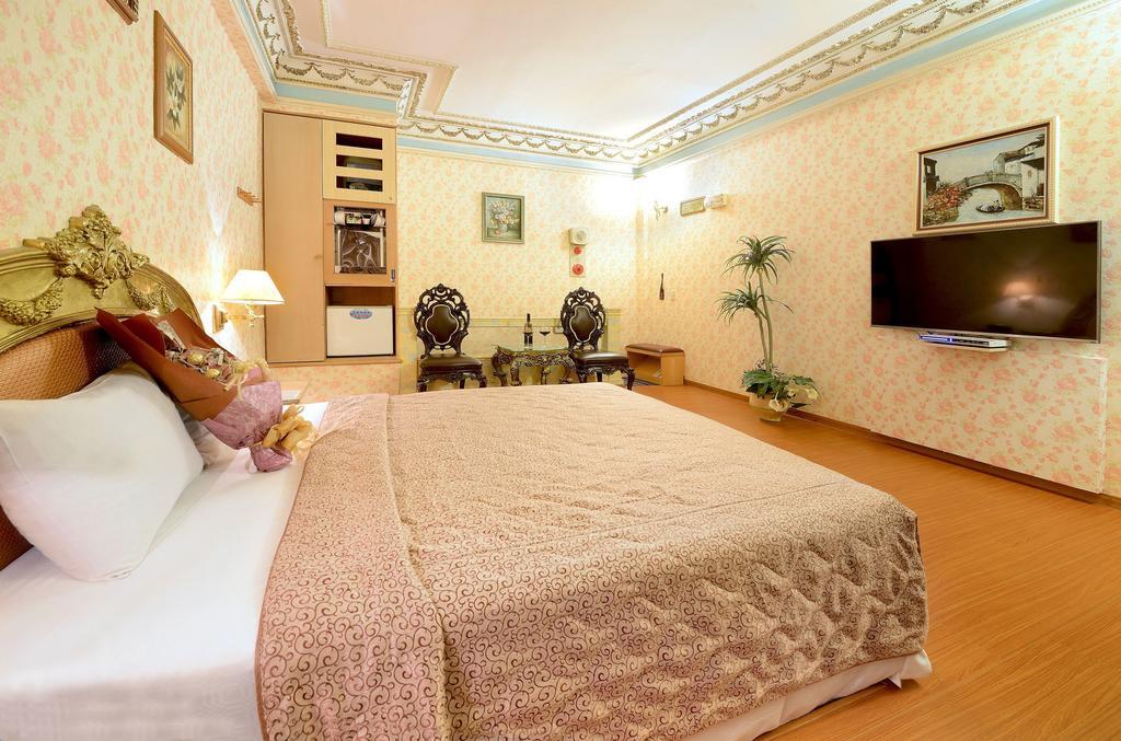 Holland Village Motel Tainan Zewnętrze zdjęcie